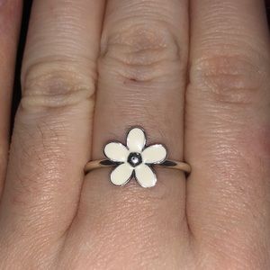 Pandora Flower Ring